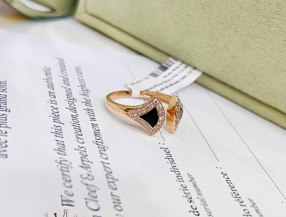N02334 Nhẫn cánh quạt đen (HK)750 ni12