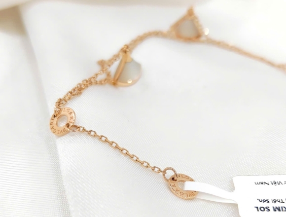 L01605 Lắc tay xà cừ trắng (1:1)750