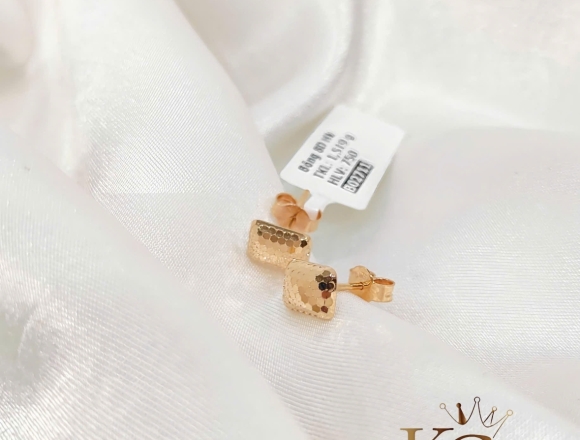 B02711 Bông tai chạm máy 8D (HK)750