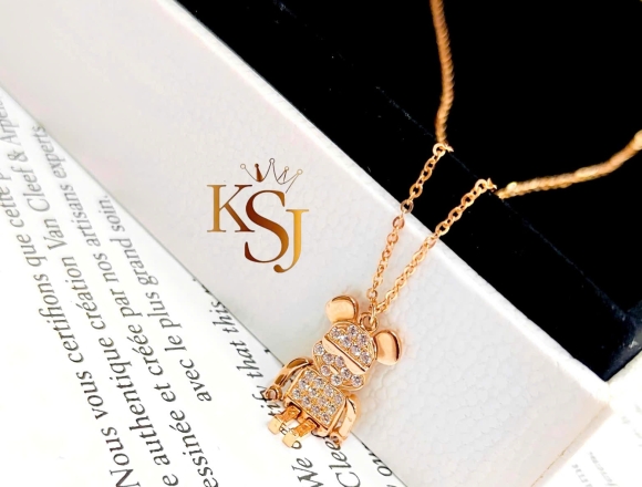 D02454 Dây chuyền gấu Bearbrick (1)750