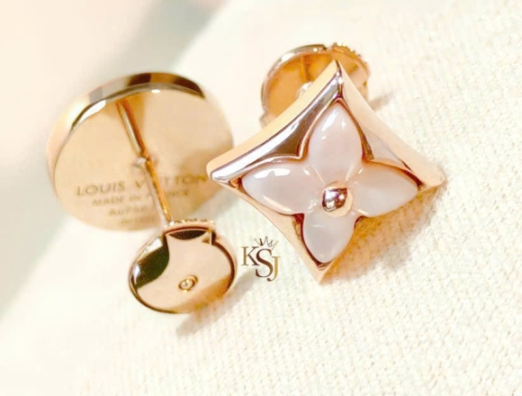 B02202 Bông tai LV xà cừ ánh hồng(1:1)750
