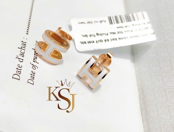 B02483 Bông tai H trắng (HK)750