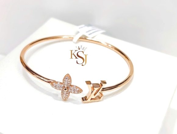 V01118 Vòng tay LV (HK)750 ni54