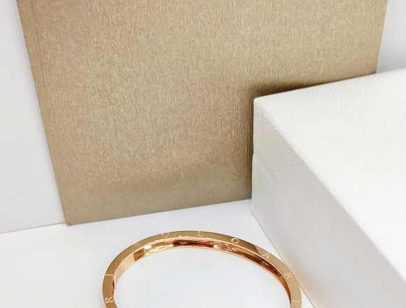 V01117 Vòng tay BVL (Liminted)750 ni51