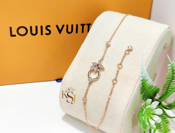 L01486 Lắc tay LV (HK)750